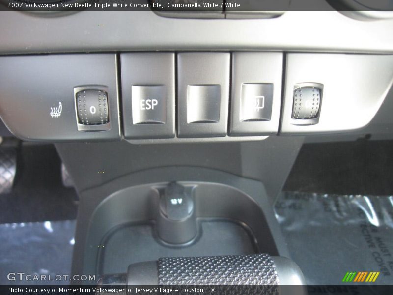 Campanella White / White 2007 Volkswagen New Beetle Triple White Convertible