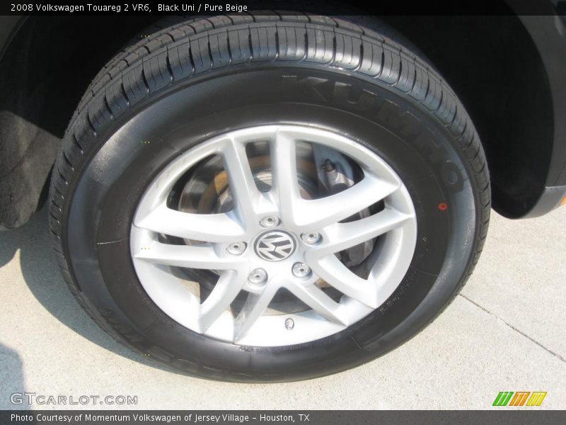 Black Uni / Pure Beige 2008 Volkswagen Touareg 2 VR6