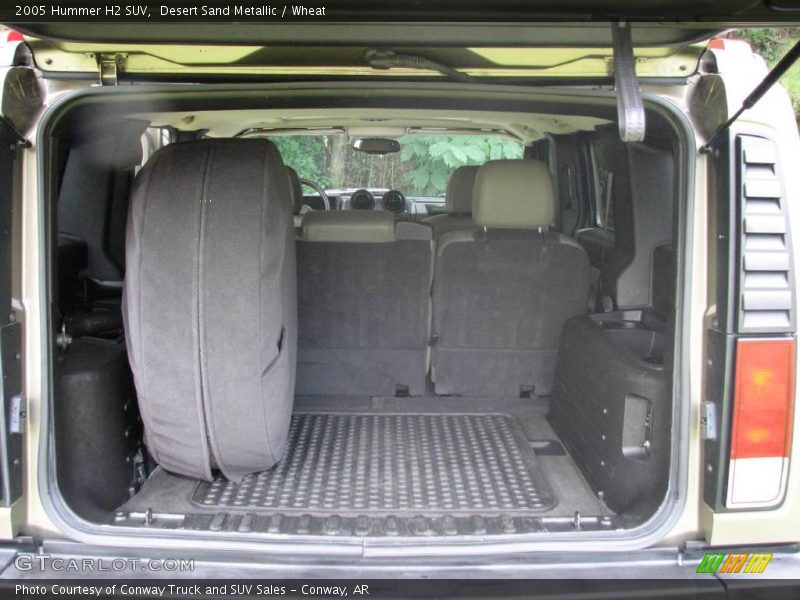 Desert Sand Metallic / Wheat 2005 Hummer H2 SUV