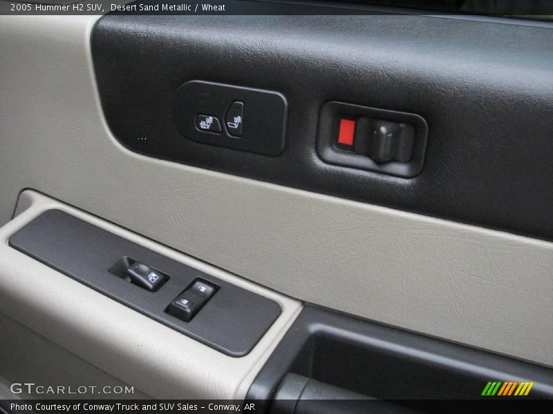 Desert Sand Metallic / Wheat 2005 Hummer H2 SUV