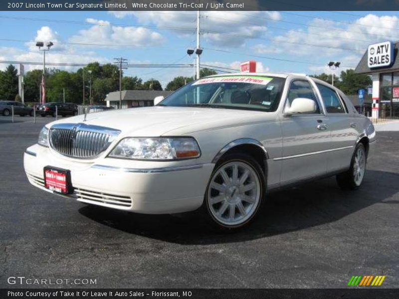 White Chocolate Tri-Coat / Light Camel 2007 Lincoln Town Car Signature Limited
