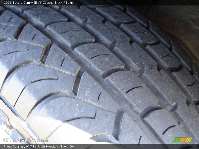 Black / Beige 1996 Toyota Camry SE V6 Coupe