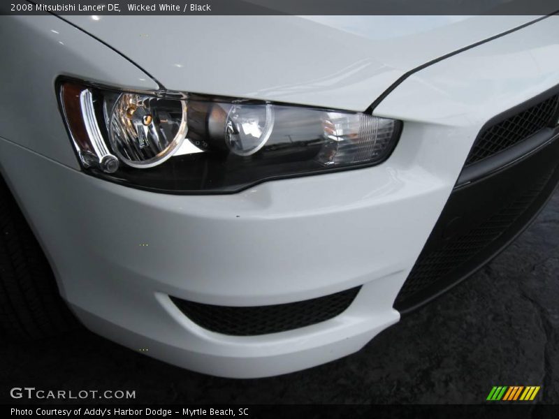 Wicked White / Black 2008 Mitsubishi Lancer DE