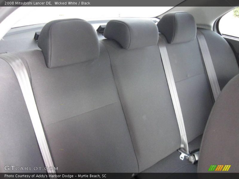 Wicked White / Black 2008 Mitsubishi Lancer DE