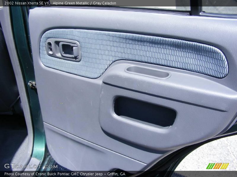 Alpine Green Metallic / Gray Celadon 2002 Nissan Xterra SE V6