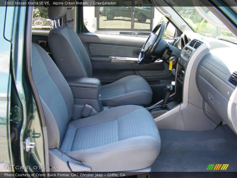 Alpine Green Metallic / Gray Celadon 2002 Nissan Xterra SE V6