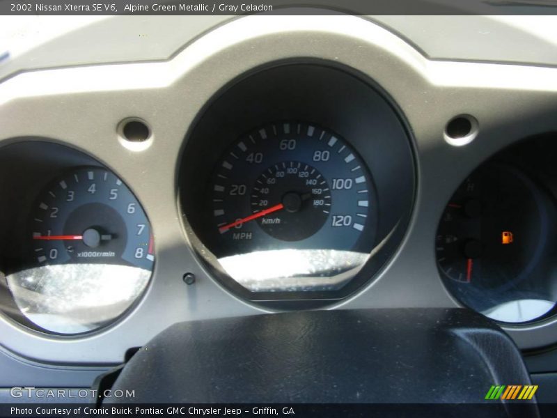 Alpine Green Metallic / Gray Celadon 2002 Nissan Xterra SE V6