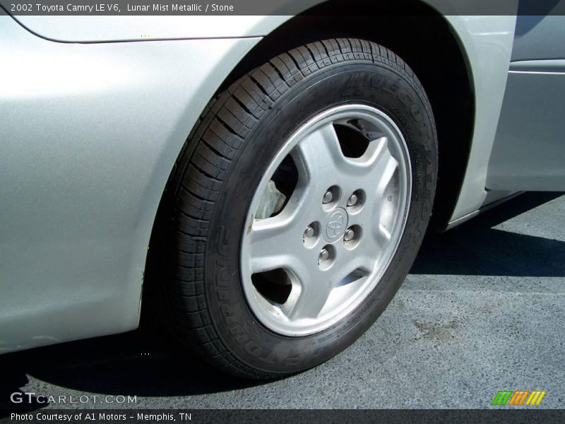 Lunar Mist Metallic / Stone 2002 Toyota Camry LE V6