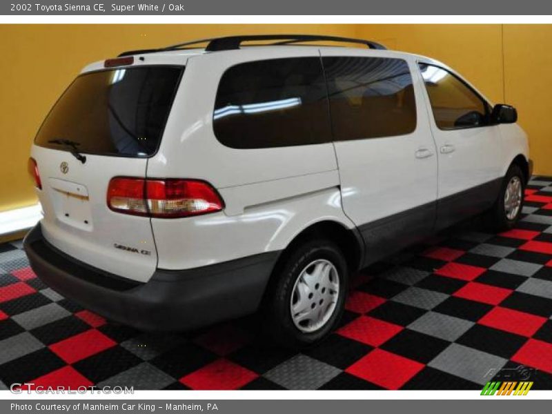 Super White / Oak 2002 Toyota Sienna CE