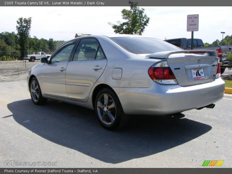 Lunar Mist Metallic / Dark Gray 2005 Toyota Camry SE V6