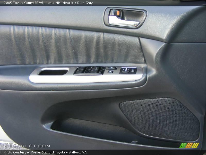 Lunar Mist Metallic / Dark Gray 2005 Toyota Camry SE V6