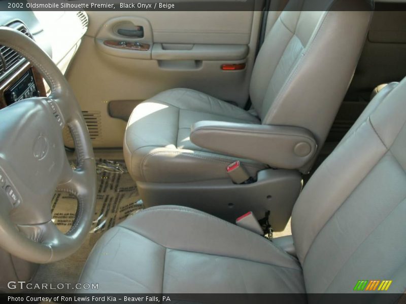 Black Onyx / Beige 2002 Oldsmobile Silhouette Premier