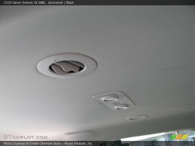 Quicksilver / Black 2009 Saturn Outlook XE AWD