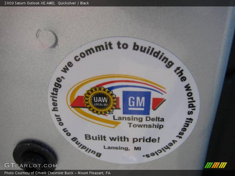 Quicksilver / Black 2009 Saturn Outlook XE AWD