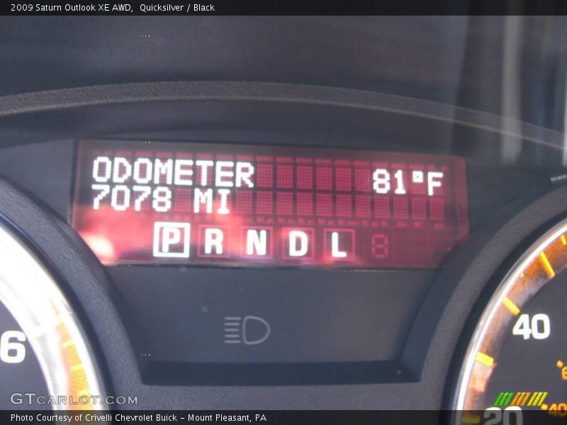 Quicksilver / Black 2009 Saturn Outlook XE AWD