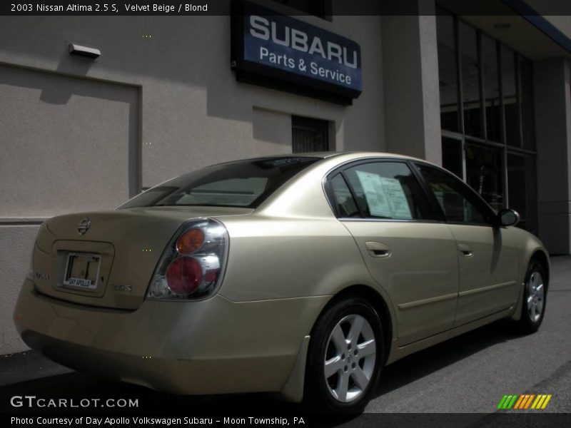 Velvet Beige / Blond 2003 Nissan Altima 2.5 S