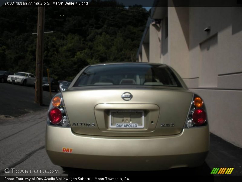 Velvet Beige / Blond 2003 Nissan Altima 2.5 S