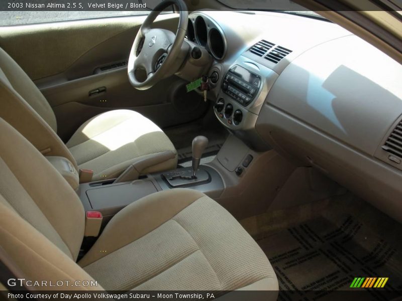 Velvet Beige / Blond 2003 Nissan Altima 2.5 S