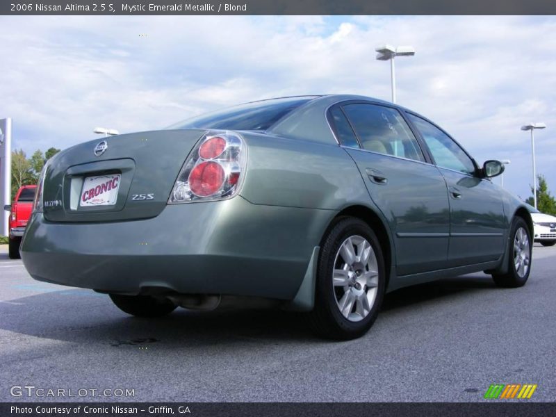 Mystic Emerald Metallic / Blond 2006 Nissan Altima 2.5 S
