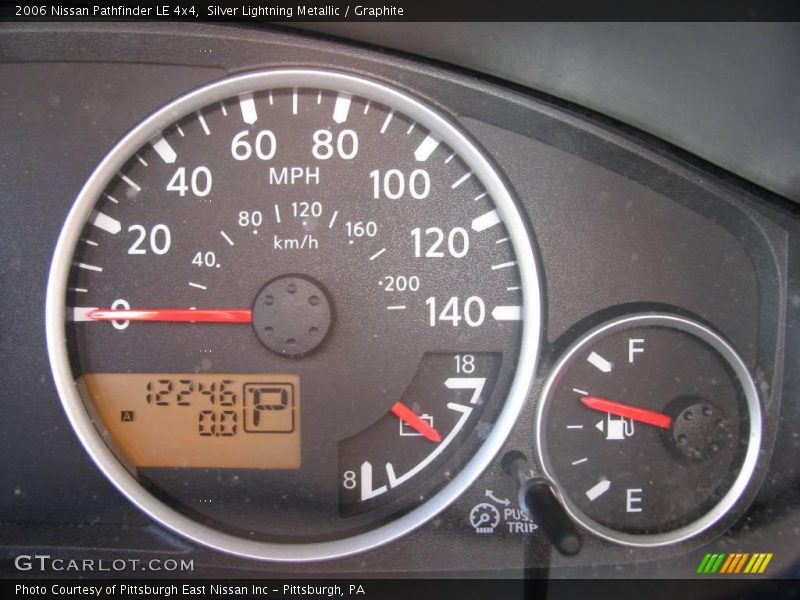 Silver Lightning Metallic / Graphite 2006 Nissan Pathfinder LE 4x4