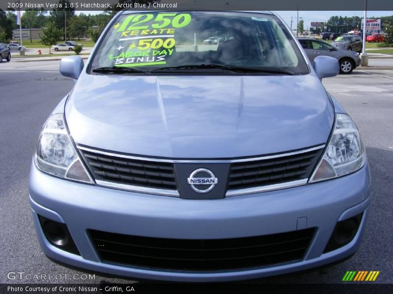 Arctic Blue / Charcoal 2009 Nissan Versa 1.8 S Hatchback