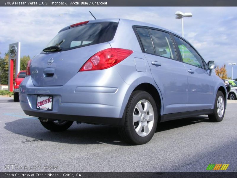 Arctic Blue / Charcoal 2009 Nissan Versa 1.8 S Hatchback