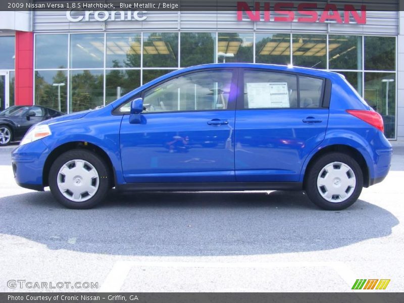 Blue Metallic / Beige 2009 Nissan Versa 1.8 S Hatchback