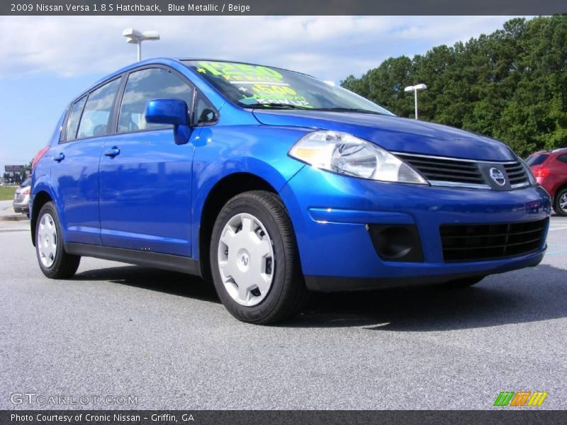 Blue Metallic / Beige 2009 Nissan Versa 1.8 S Hatchback