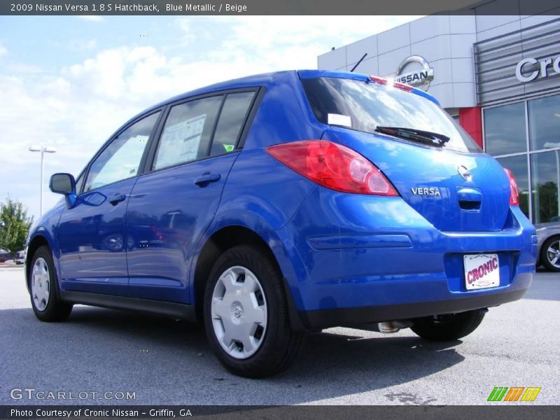 Blue Metallic / Beige 2009 Nissan Versa 1.8 S Hatchback