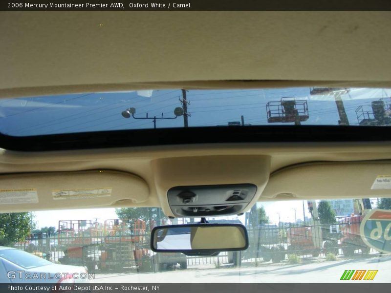Oxford White / Camel 2006 Mercury Mountaineer Premier AWD