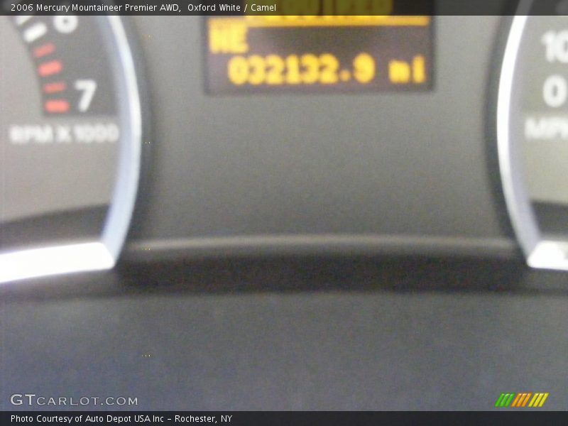 Oxford White / Camel 2006 Mercury Mountaineer Premier AWD