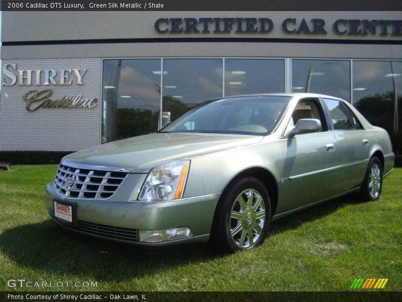 Green Silk Metallic / Shale 2006 Cadillac DTS Luxury