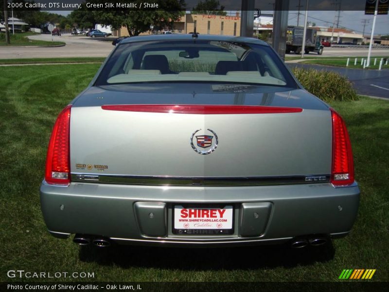 Green Silk Metallic / Shale 2006 Cadillac DTS Luxury