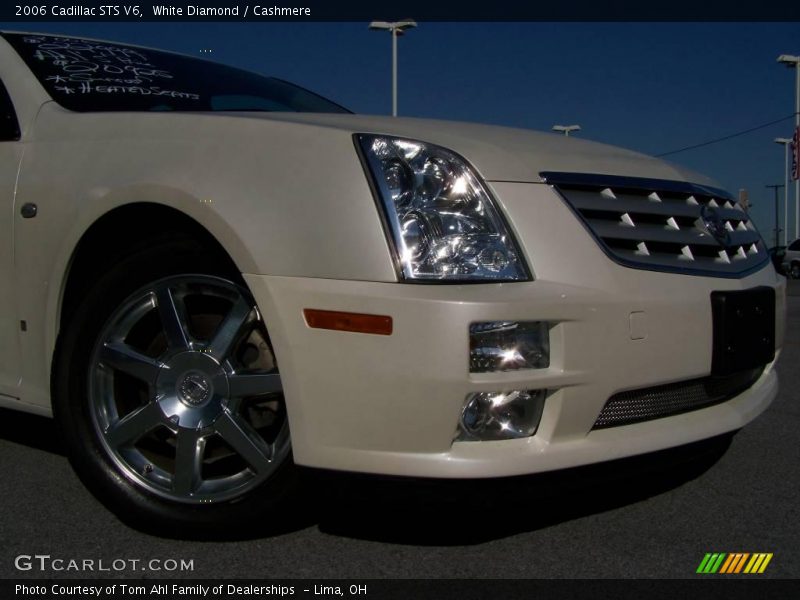 White Diamond / Cashmere 2006 Cadillac STS V6
