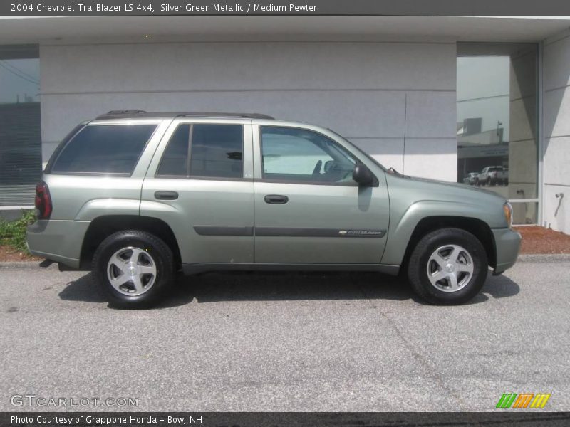 Silver Green Metallic / Medium Pewter 2004 Chevrolet TrailBlazer LS 4x4