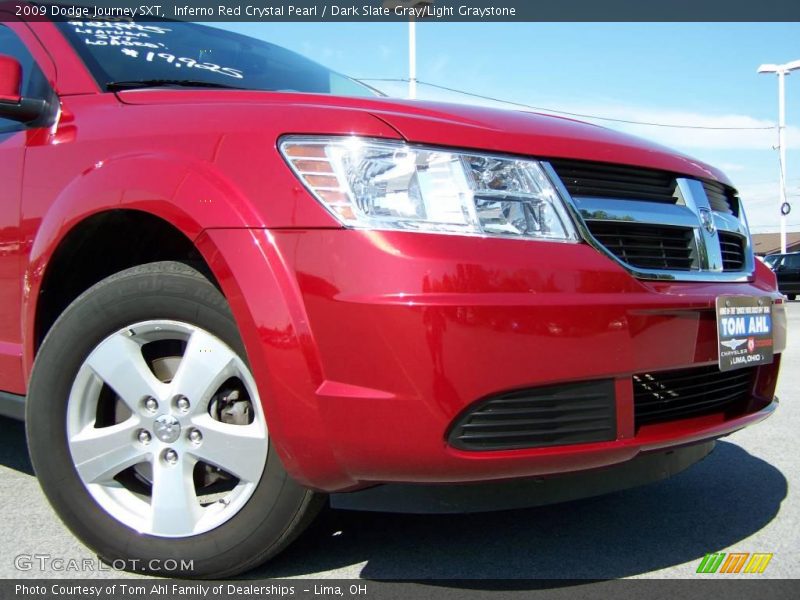 Inferno Red Crystal Pearl / Dark Slate Gray/Light Graystone 2009 Dodge Journey SXT