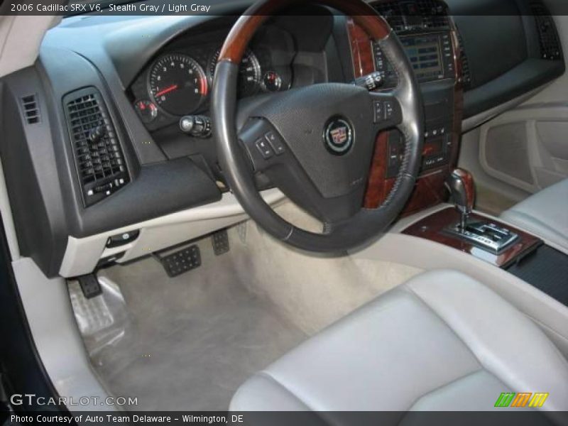 Stealth Gray / Light Gray 2006 Cadillac SRX V6