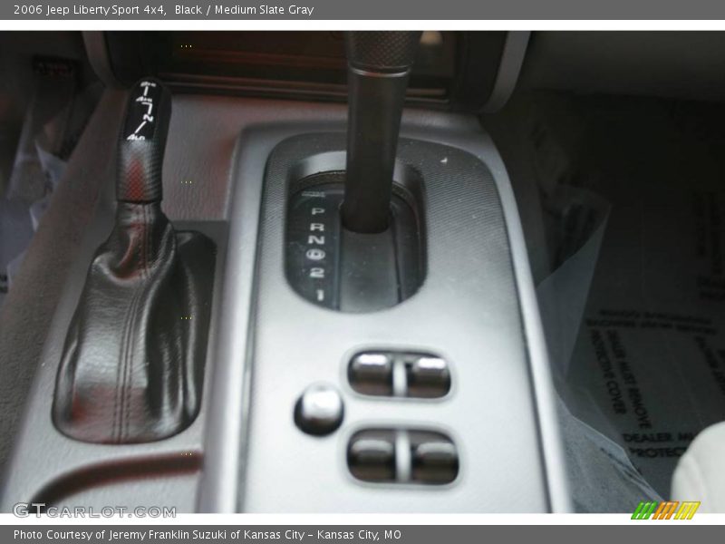 Black / Medium Slate Gray 2006 Jeep Liberty Sport 4x4