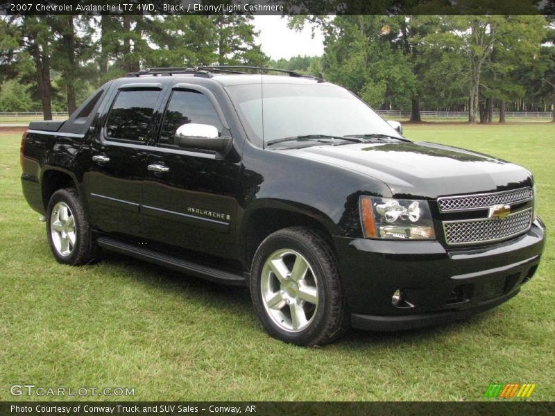 Black / Ebony/Light Cashmere 2007 Chevrolet Avalanche LTZ 4WD