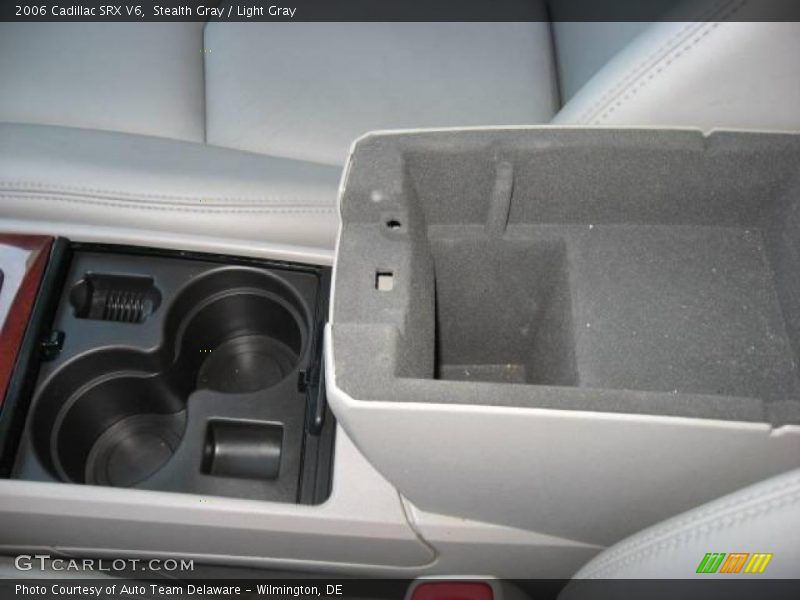 Stealth Gray / Light Gray 2006 Cadillac SRX V6