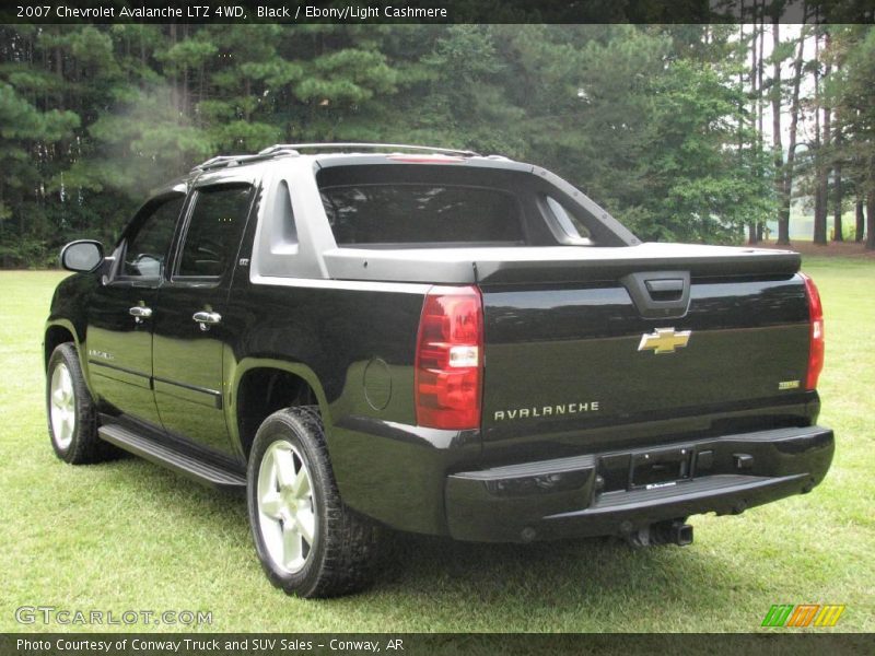 Black / Ebony/Light Cashmere 2007 Chevrolet Avalanche LTZ 4WD