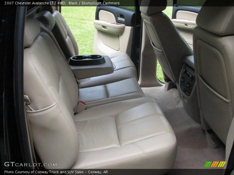 Black / Ebony/Light Cashmere 2007 Chevrolet Avalanche LTZ 4WD
