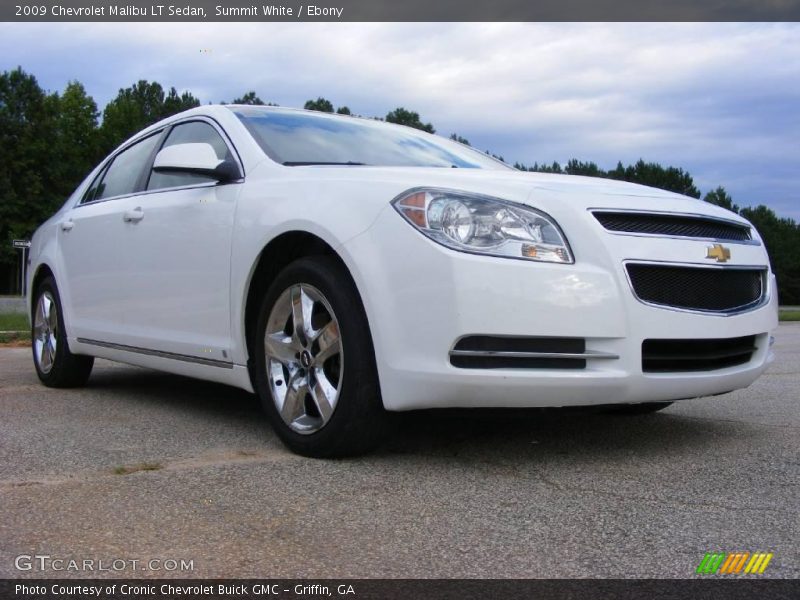 Summit White / Ebony 2009 Chevrolet Malibu LT Sedan