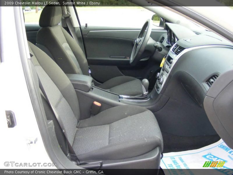 Summit White / Ebony 2009 Chevrolet Malibu LT Sedan