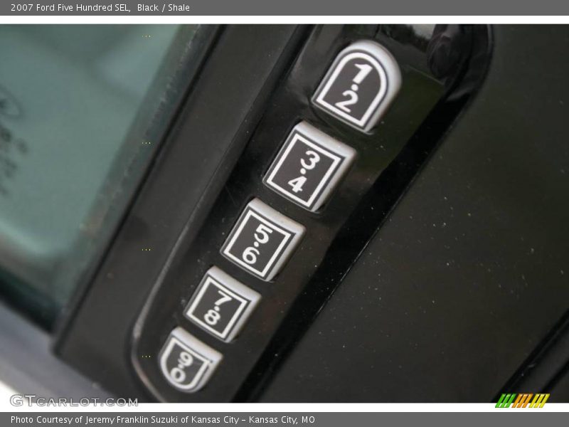Black / Shale 2007 Ford Five Hundred SEL