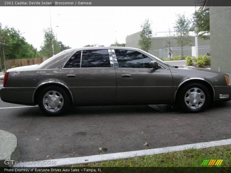 Bronzemist / Oatmeal 2001 Cadillac DeVille Sedan