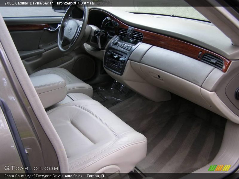 Bronzemist / Oatmeal 2001 Cadillac DeVille Sedan