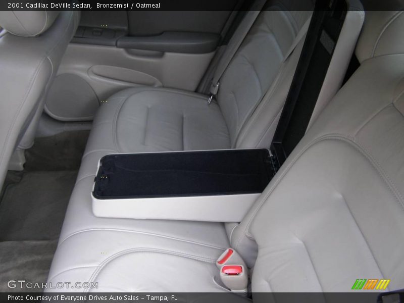 Bronzemist / Oatmeal 2001 Cadillac DeVille Sedan