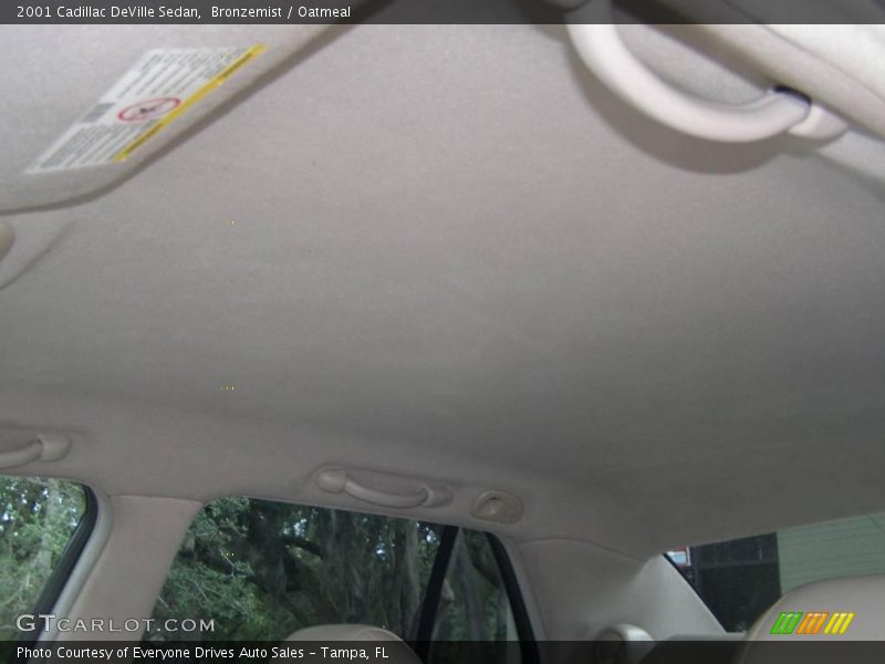 Bronzemist / Oatmeal 2001 Cadillac DeVille Sedan