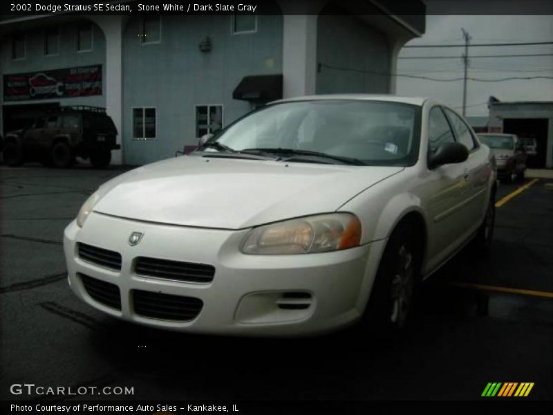 Stone White / Dark Slate Gray 2002 Dodge Stratus SE Sedan
